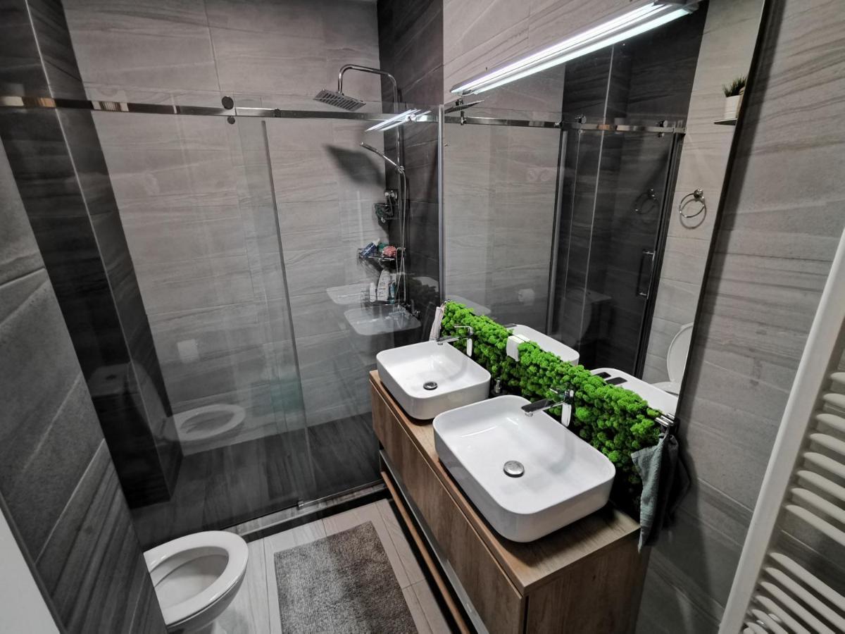 Centar Luxe Apartment Skopje Zewnętrze zdjęcie